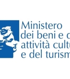 Appeal by 40 directors to the government for a reform based on the French model - Legislation - Italy