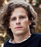 Hannes Holm to portray the life of musical icon Ted Gärdestad on film - Production - Sweden